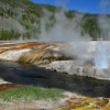 英勇科研人员的惊险旅程：探秘火山深处，一不小心掉进岩浆里的人的惊心生存之战