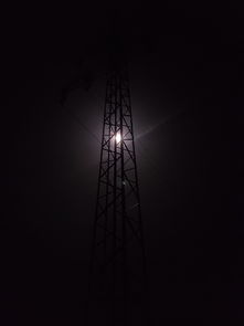 (天眼 宇宙神秘信号)揭秘神秘的宇宙天眼：探索其背后的科学原理和强大的探测能力