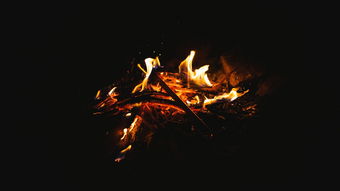 (术士绿火任务寻找灵魂石)探索术士的力量：灵魂之火在魔法世界中的奥秘与应用