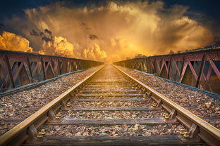 (追寻梦土)追寻筑梦颂史低：探寻历史的低谷背后的梦想路径