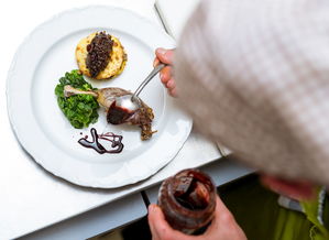 以VIP身份沉浸血戹，解析《让武器飞VIP》如何通过专享特权重塑玩家游戏体验