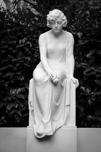 探索艾丽莎画画的艺术世界:从灵感到创作的心路历程与技巧分享 探索艾丽莎画画的艺术世界:从灵感到创作的心路历程与技巧分享