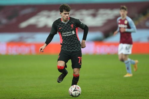 打工人开钟点房专业洗涤服务：让您的8件羽绒服焕然一新