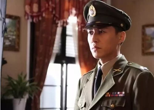 揭秘影视圈中的威震一方：探寻影帝影后的王牌特质与秘密