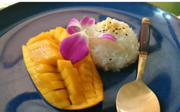 探秘深圳十大名甜品：从芒果布丁到豆花，甜蜜传统与现代美食的完美交融